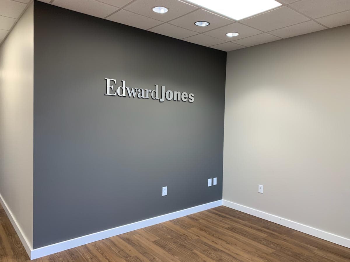 Edward Jones - MWM Construction