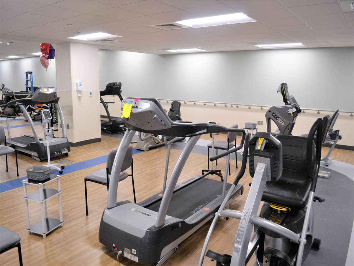 ARMC Cardiac Rehab - MWM Construction